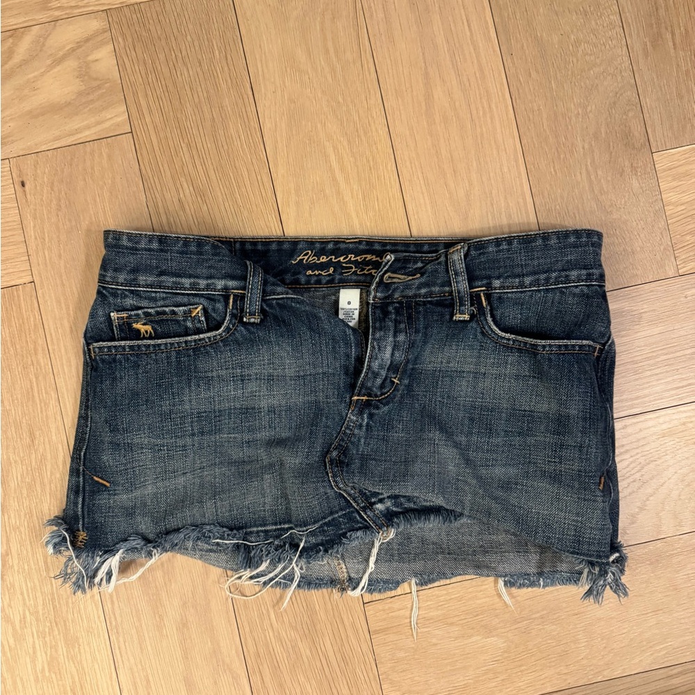 Abercrombie & Fitch Low Rise Mini Skirt Vintage